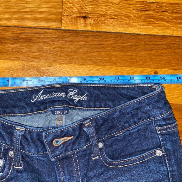 LAST CHANCE - American Eagle Favorite Boyfriend Jean Size 2 - Picture 7 of 8